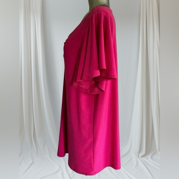 ✅➕size Women’s Keyhole Blouse with Flare Sleeves - Picture 5 of 10